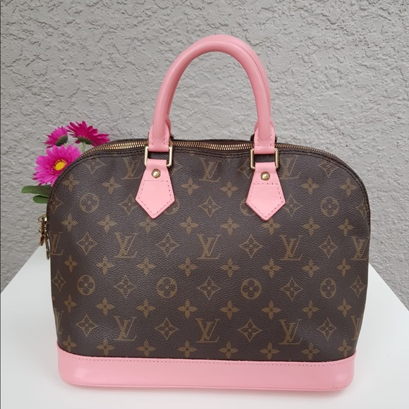 ‼️SOLD ‼️‼️🌹🌷Authentic Louis Vuitton Alma🌷🌹 - Picture 8 of 16